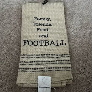 NWT Tommy Bahama Mona B bar towel